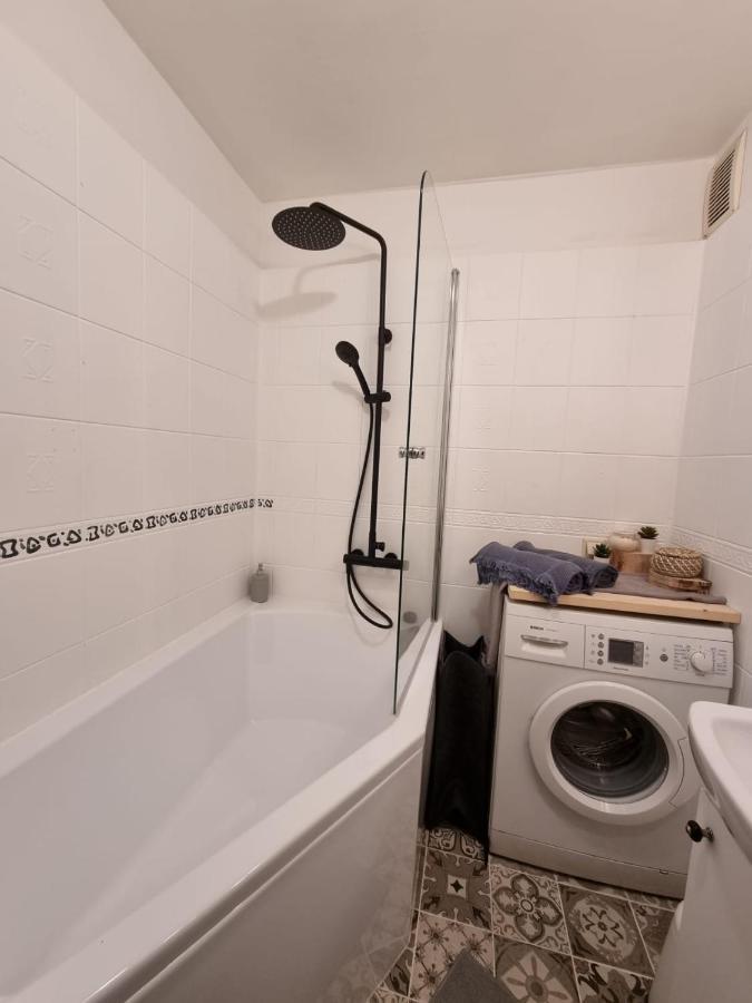 Comfortable Two-Room Apartment 里加 外观 照片